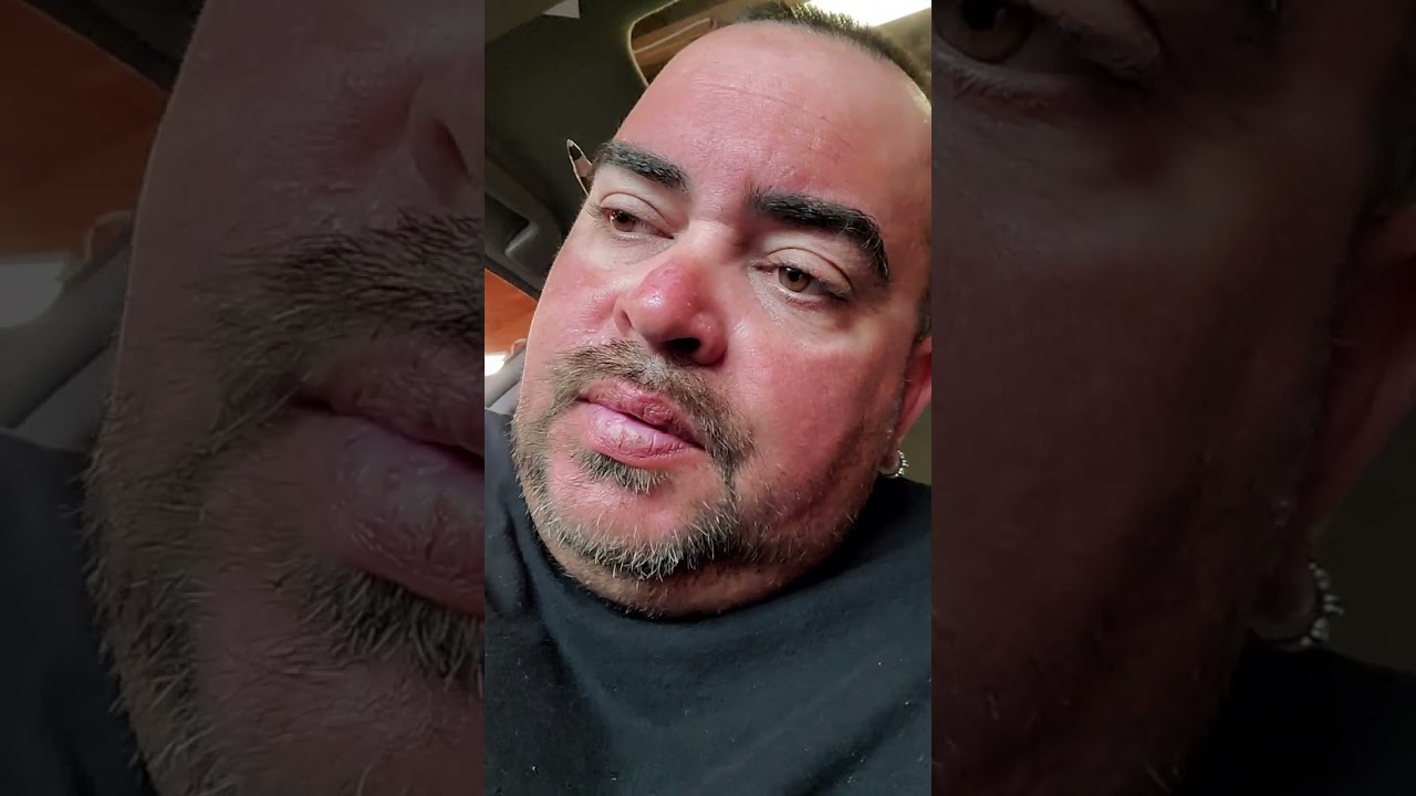 Wbody. 03 Buick Regal GS. Radio demo. Backup Camera, RCA PART 1