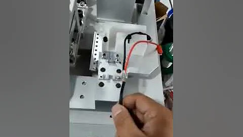 Semi-automatic USB cable soldering machine