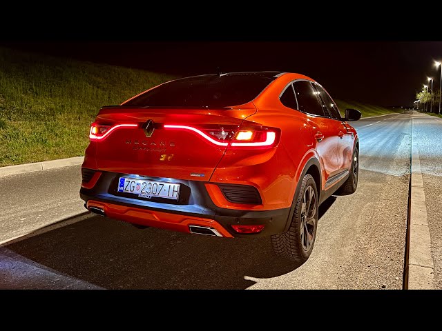 RENAULT Megane Conquest (Arkana) 2022 at night - CRAZY LED lights
