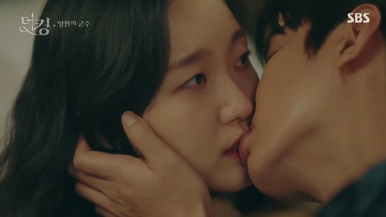 The King: Eternal Monarch #SwoonWorthy moments with Lee Min-ho and Kim  Go-eun [ENG SUB] 