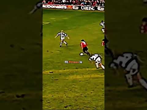 Gary Neville Reveals What Made Ryan Giggs So Special #footballshorts #ryangiggs #worldcup