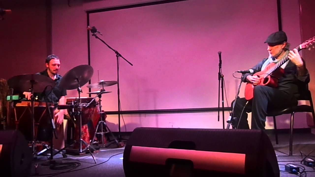 7 de 10. Horacio Cacoliris y Quique Sinesi - El embrujo