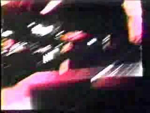 U2 - Zoo TV - Bullet The Blue Sky (1992)
