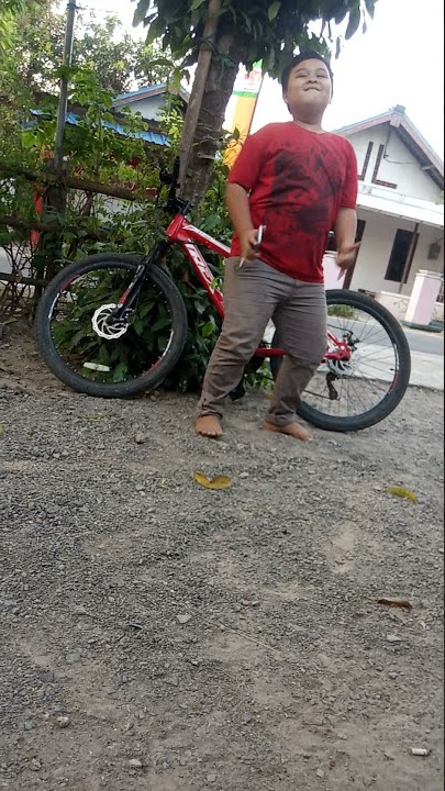 #short story WA - virall bocil joget