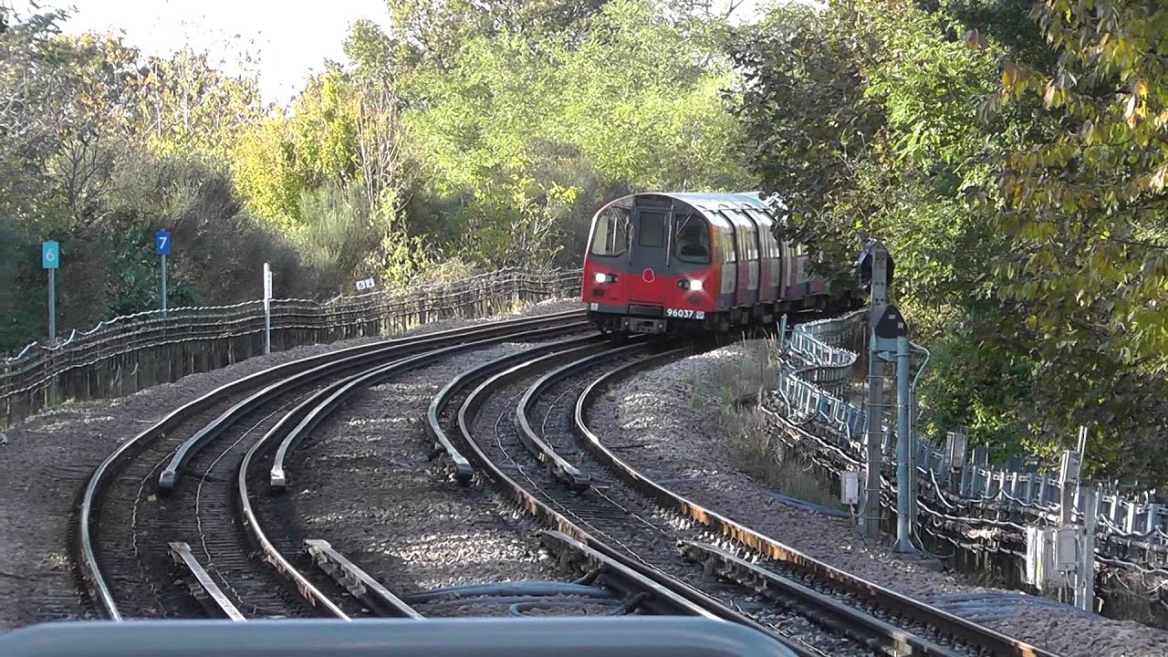 Jubilee Line Trains @ Queensbury 05/11/2012