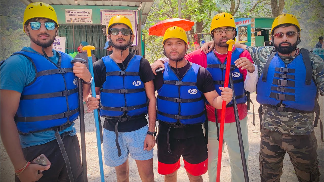 River Rafting in Rishikesh | 16km Adventure Sport | Dreadful Rapid | Gange Arti | Holy Bath