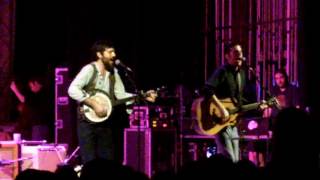 The Avett Brothers - Walking For You - Smith Opera House