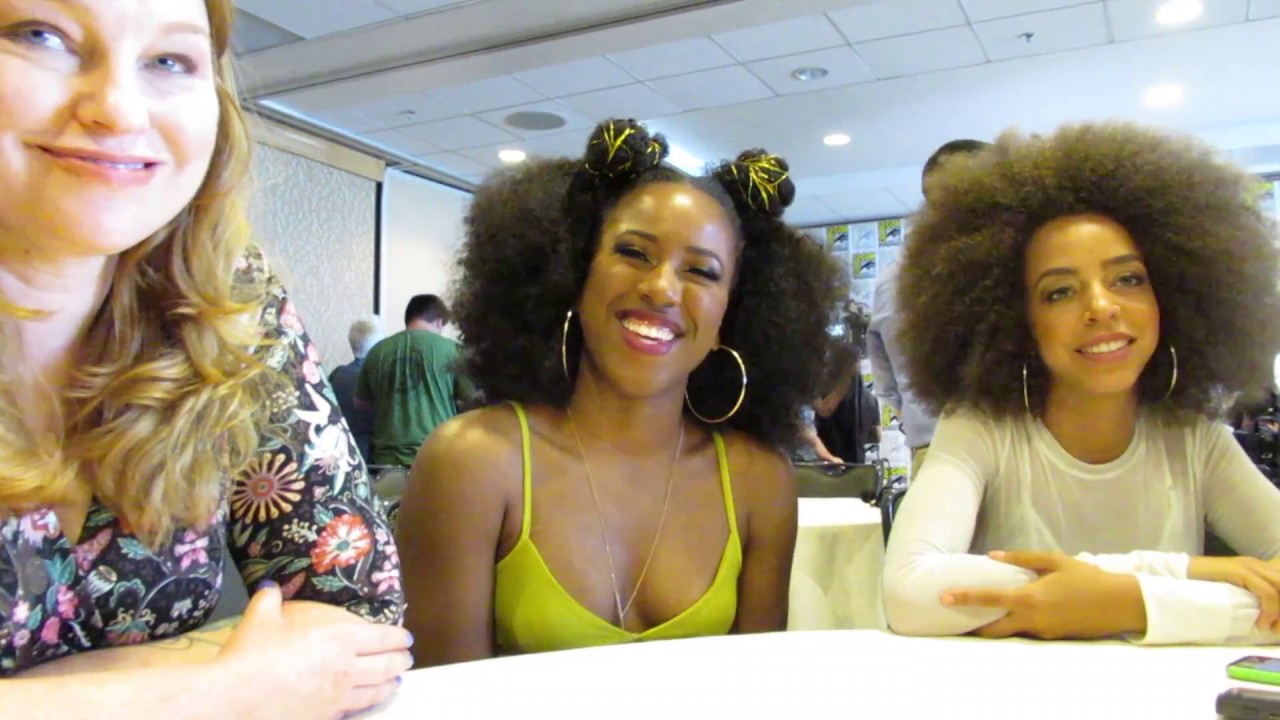 SDCC 2017- Riverdale Press Room- Sarah Schechter, Hayley Law, and Asha Bromfield