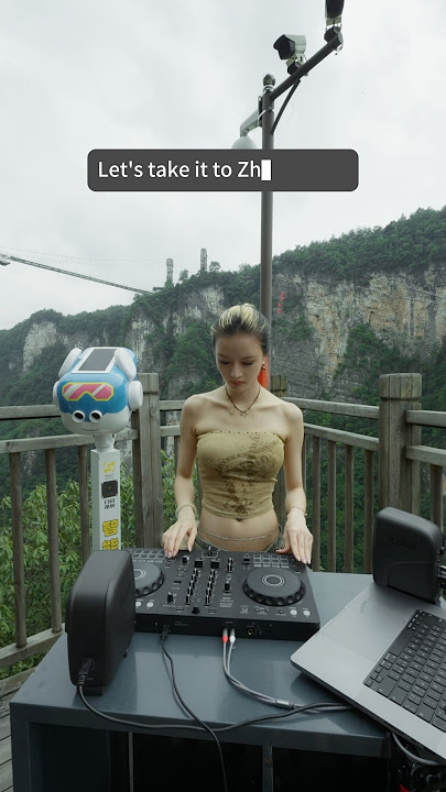 Don’t ask me if my set is pre- recorded — ask the guys too.🤔#dj#djsally#zhangjiajie #djing