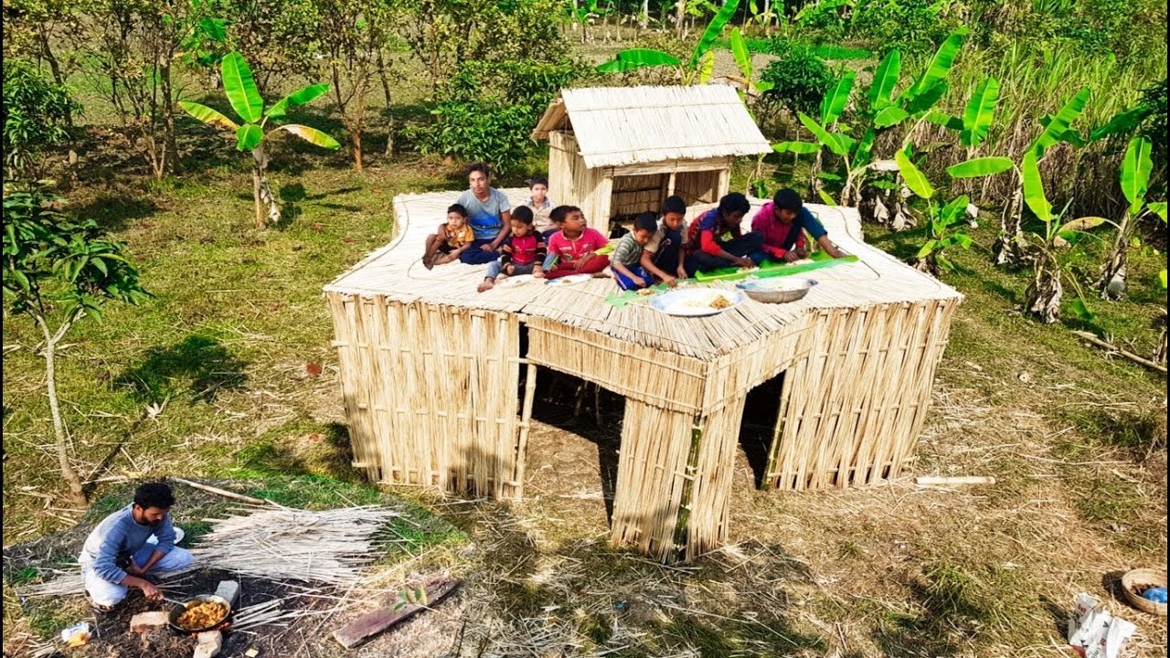 ⁣Primitive Rest House For Relaxing - Build Jute Stick Hut - Patkhati Ghor