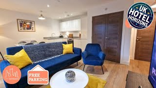 Free Parking. Old Trafford Home | Manchester, United Kingdom | Hotel Review 🏩 screenshot 5