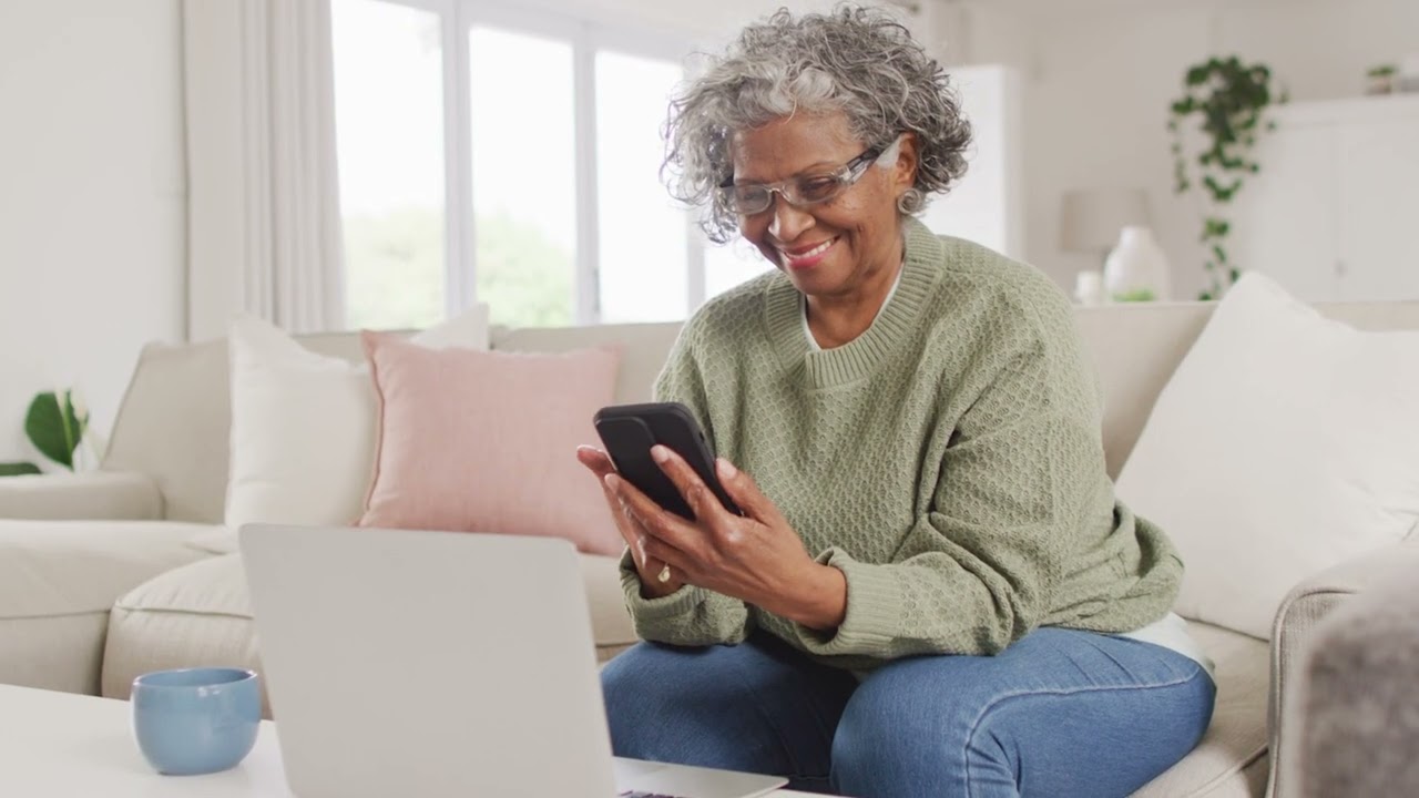 Senior Fraud Prevention in Canada | How to Avoid Common Scams