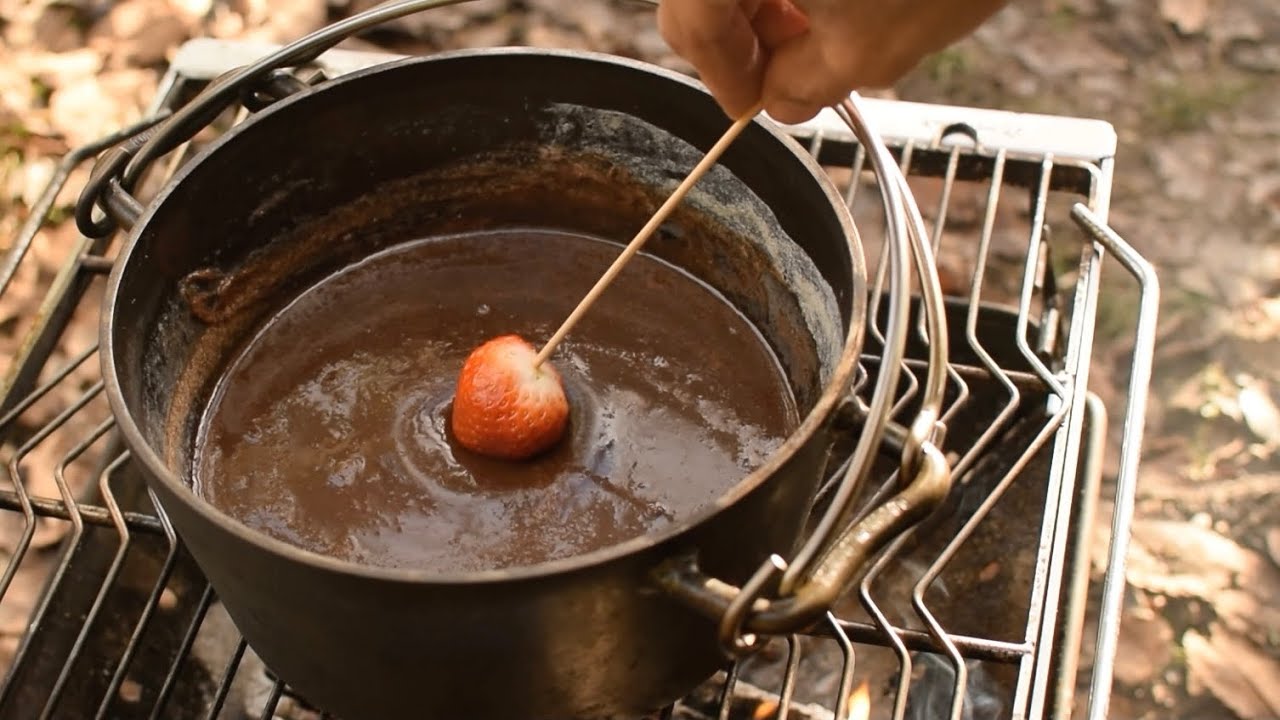 キャンプスイーツ 焚き火でチョコレートフォンデュを作ったらめちゃくちゃ美味しかった オトコ中村の楽しい毎日