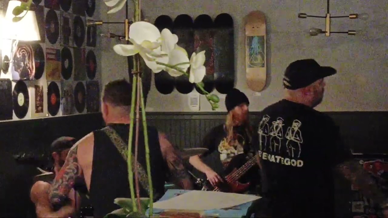 Harper & Penny's - Sunburster, FLPSDE, Crossed Keys 01.23.26.01