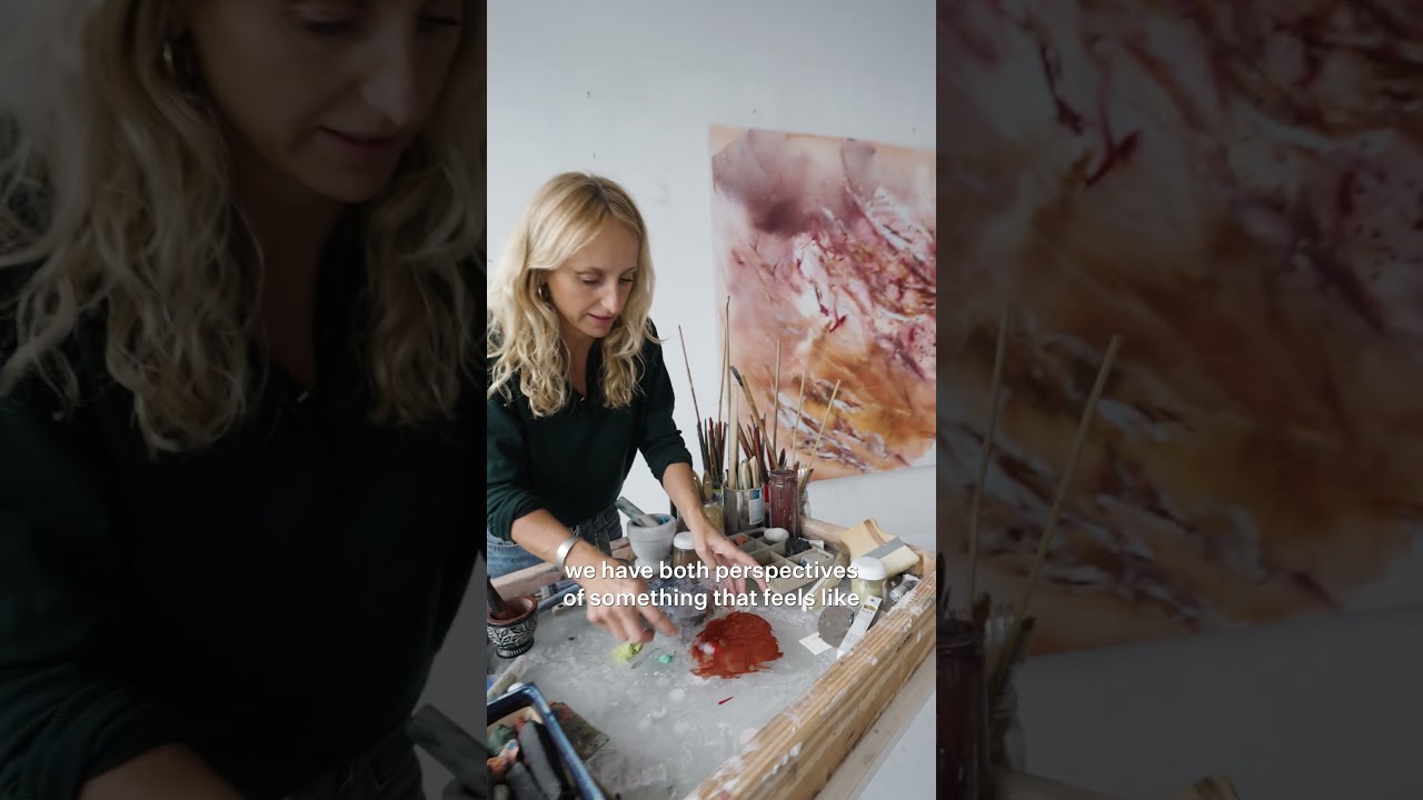 Смешивание красок с материалами, добытыми на природе.