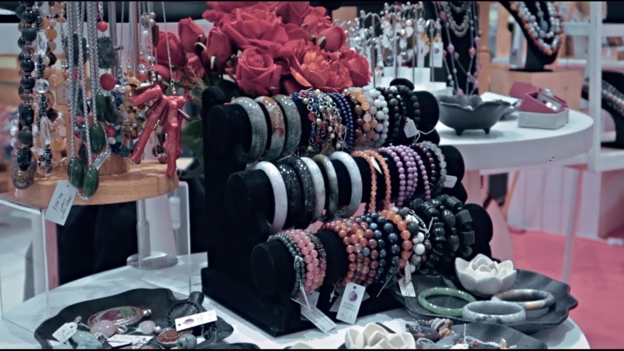 Dzee's Jewels | A Collection | Jewelry Presentation