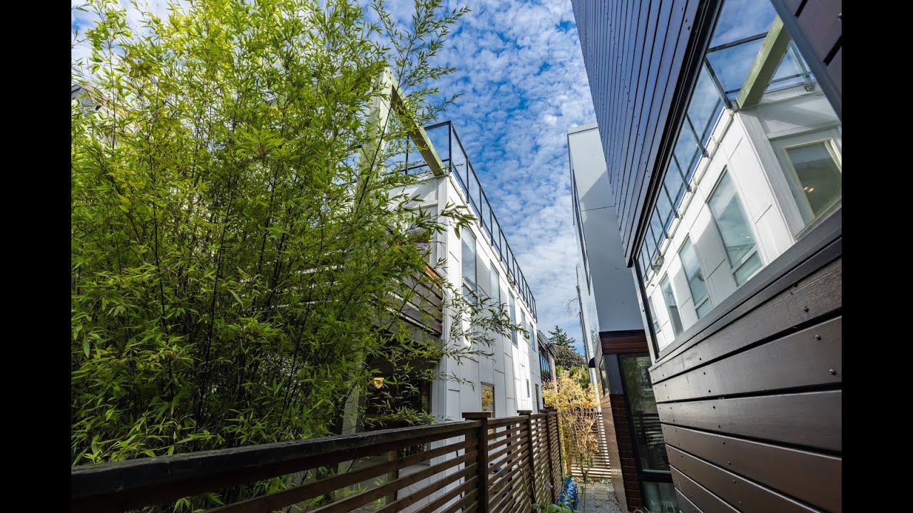 The Skinny House, White Rock, BC - Sotheby's International Realty Canada