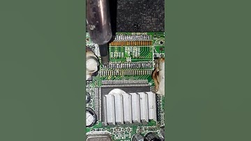 SMD IC resoldering  . #electronicsrepair #repair #smdreplacement #smdsoldering #smdcomponents