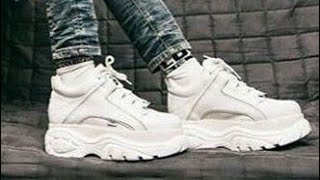 Sfera Ebbasta Mostra Le Nuove Scarpe