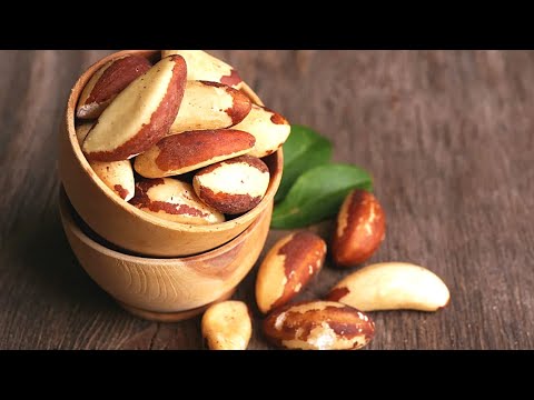 Видео: Урожай бразильских орехов - советы о том, когда и как собирать бразильские орехи