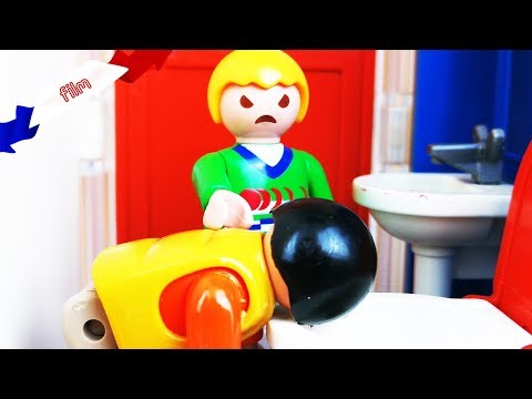 Film Playmobil Jonas | Jonas a la tête coincée dans les toilettes - Harcèlement à l'école |