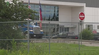 Houston's recycling bins sitting full due to facility bottleneck