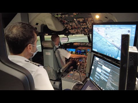 Visiting our MAX simulator