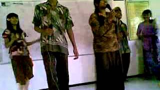 Download Lagu Tahu Opo Tempe by Arek IPA 3 Smawon MP3