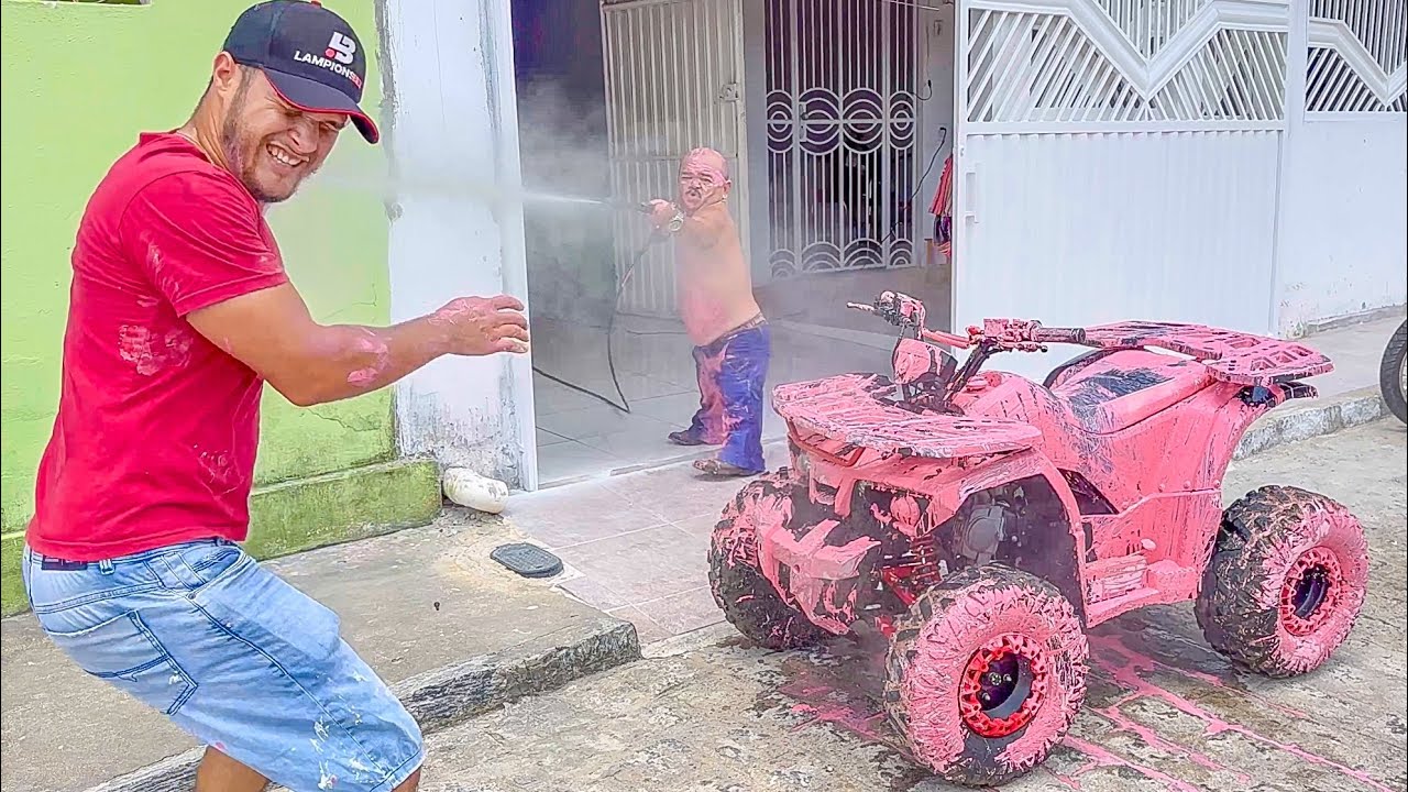 LEÔNCIO PINTA QUADRICICLO DE PILILIU DE ROSA E O PIOR ACONTECEU parte 2 | PILILIU DA RESENHA