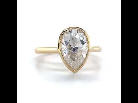 Cathedral & Collar Round Brilliant Lab Grown Diamond Engagement Ring ring video