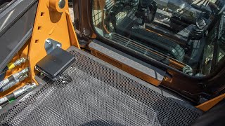 North America: TechTalk: CASE Minotaur DL550 Compact Dozer Loader and the SiteConnect Module