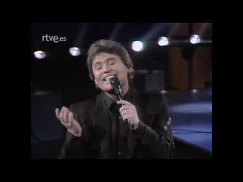 Raphael - Mintiéndome Olvidarte.