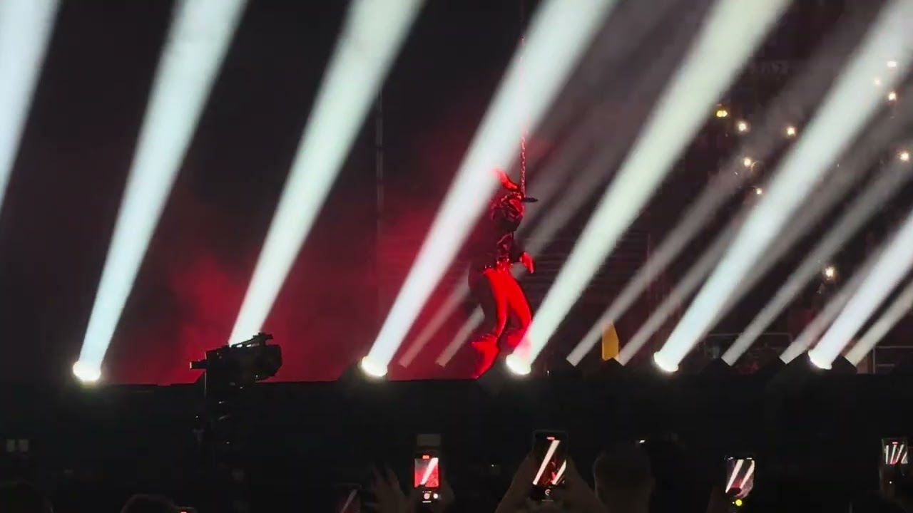 Doja Cat Live - WYM Freestyle - December 8th, 2023