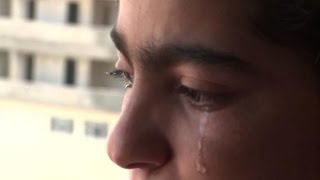 Iraqi refugees living in abandoned building get counselling