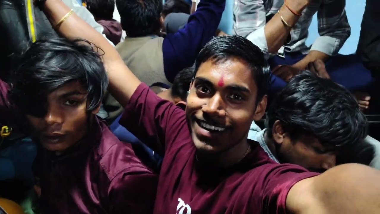 डबरा से गोरखपुर ट्रेन सफर 😇