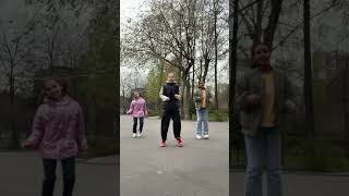 Во сколько смотрите #анимация #dance #рек #funny #art #meme #dancechallenge #весна #dancer #love