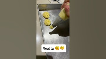 Thumbnail of Tidak semudah ekspektasi bikin kue kering sagu keju 😩🫣😮‍💨😫 #cooking #ekspektasi  #sagukeju