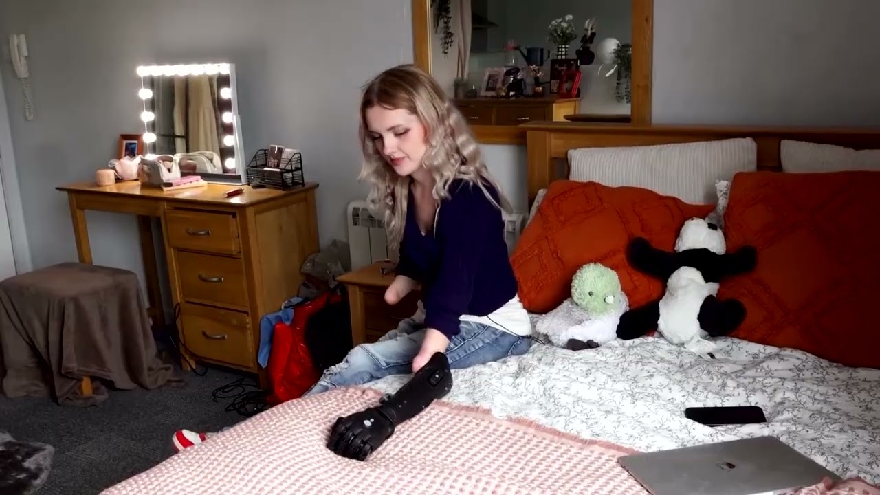 Influencer's 'pretty crazy' bionic hand can crawl on its own | REUTERS