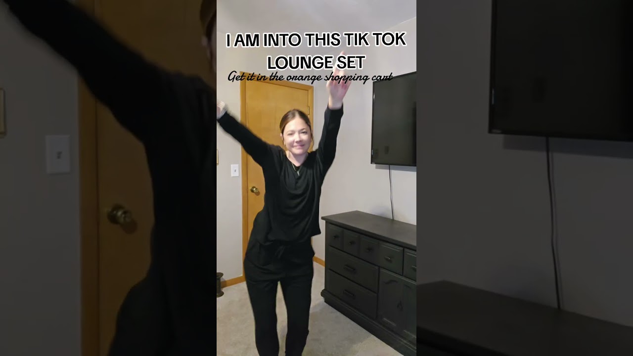 Cozy garden lounge set with soft material! 