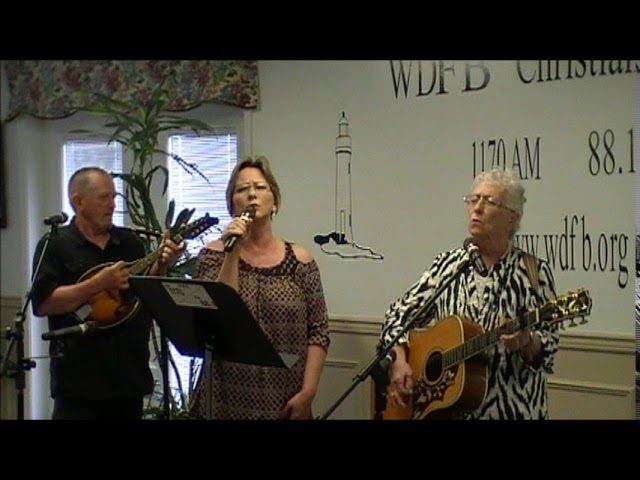 YouTubeでI'm A Little Old Fashioned - Jan Slone Familyを視聴 YouTubeでI'm A Little Old Fashioned - Jan Slone Familyを視聴