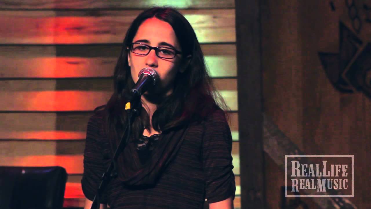 Brianna Rubens - "Brothers & Sisters" Live at Dosey Doe