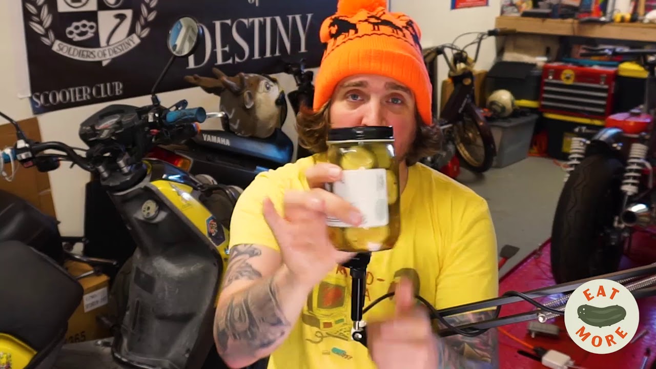 Boozy-Pickle Review! | Eat More Pickles