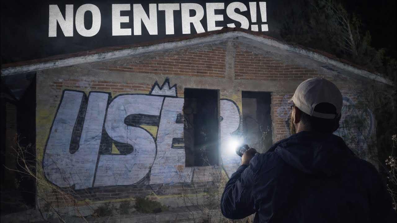 Nadie Debería Entrar Aquí… un Auto Abandonado con una persona viviendo ahí 