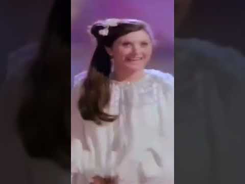 الضحك ده مزيكا سعاد حسني