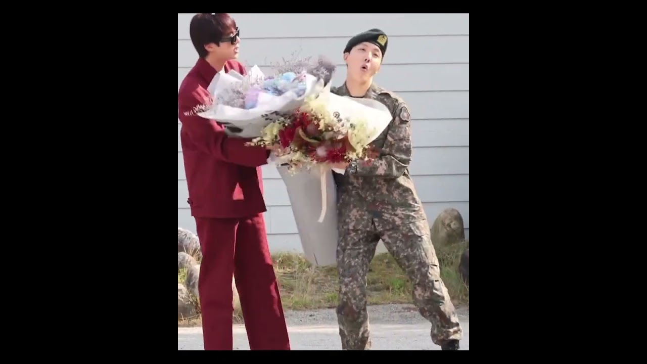 Jin came to receive Jhope discharge from military 💐🫶🏻💜 17 October 2024 