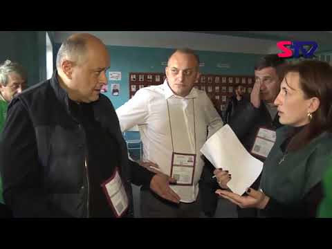 \"თვალებს ნუ მიბრიალებთ\" - დაპირისპირება ზუგდიდის ერთ-ერთ საარჩევნო უბანზე