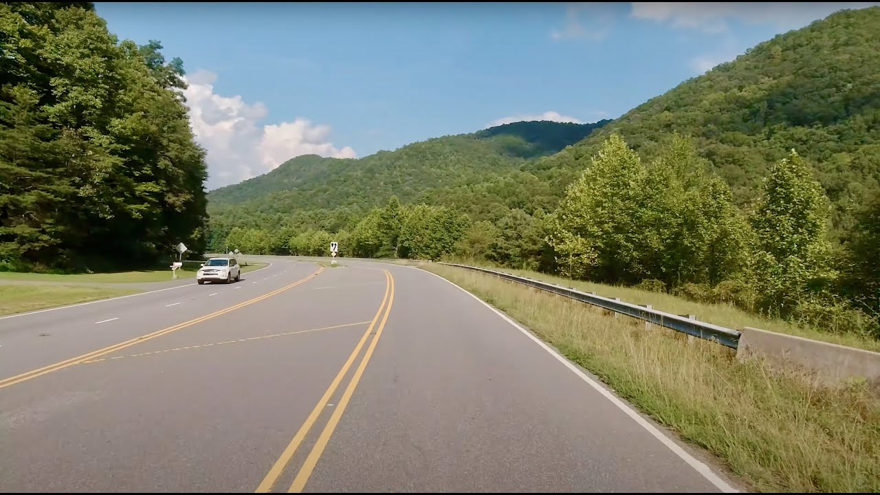 Drive of Great Smoky Mountains Expressway, North Carolina Driving