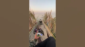 جاهزة للتصميم لقد ذهب جميع الأصدقاء وبقيت بمفردي 