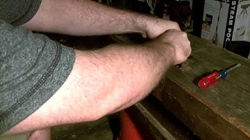 Restoring a 70+ year-old wooden toolbox PART 1