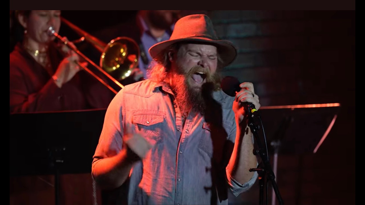 Caravan – Live at The Coach House | Chest Fever ft. Robert Jon